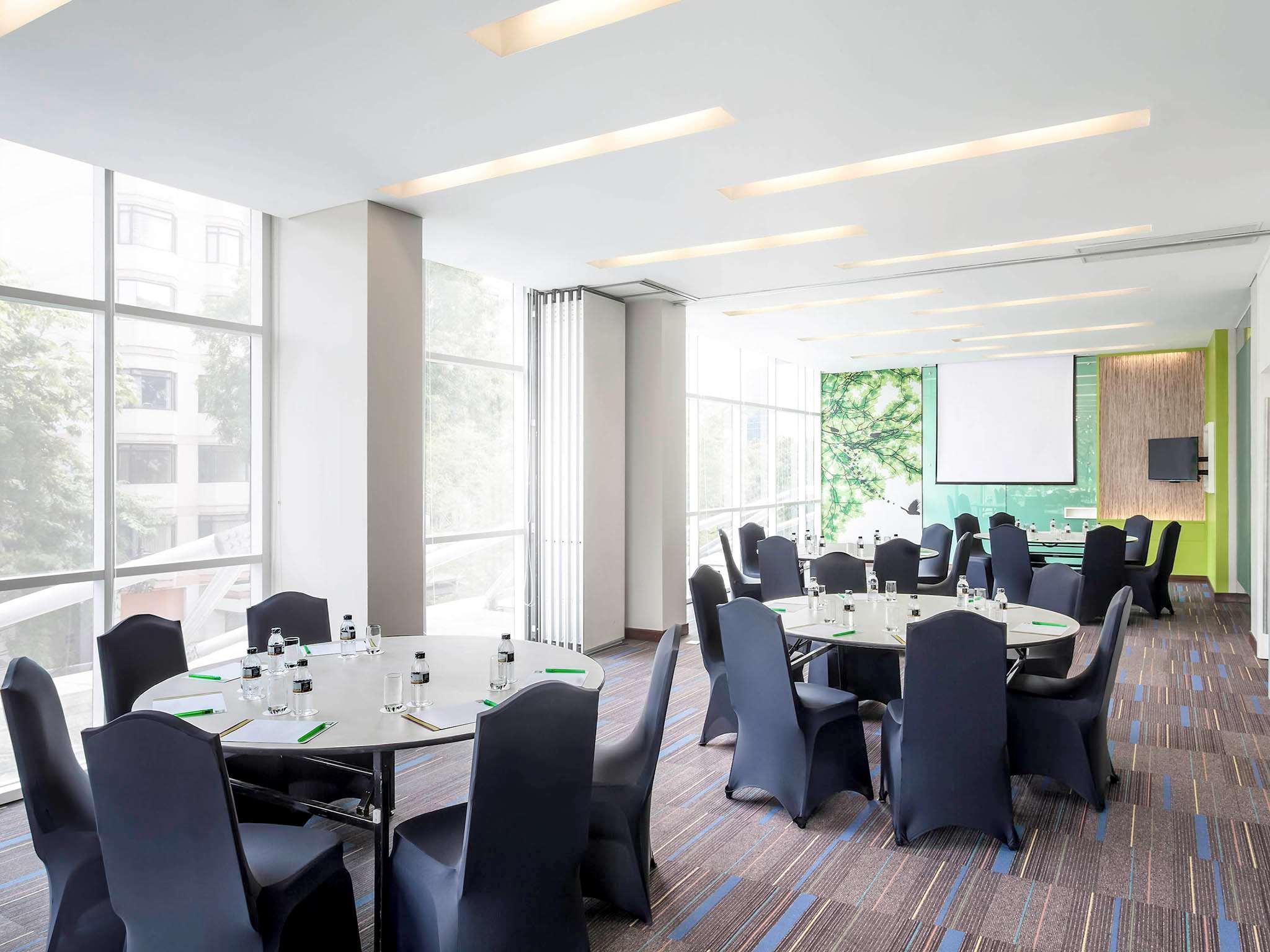 All Seasons Jakarta Thamrin Екстериор снимка