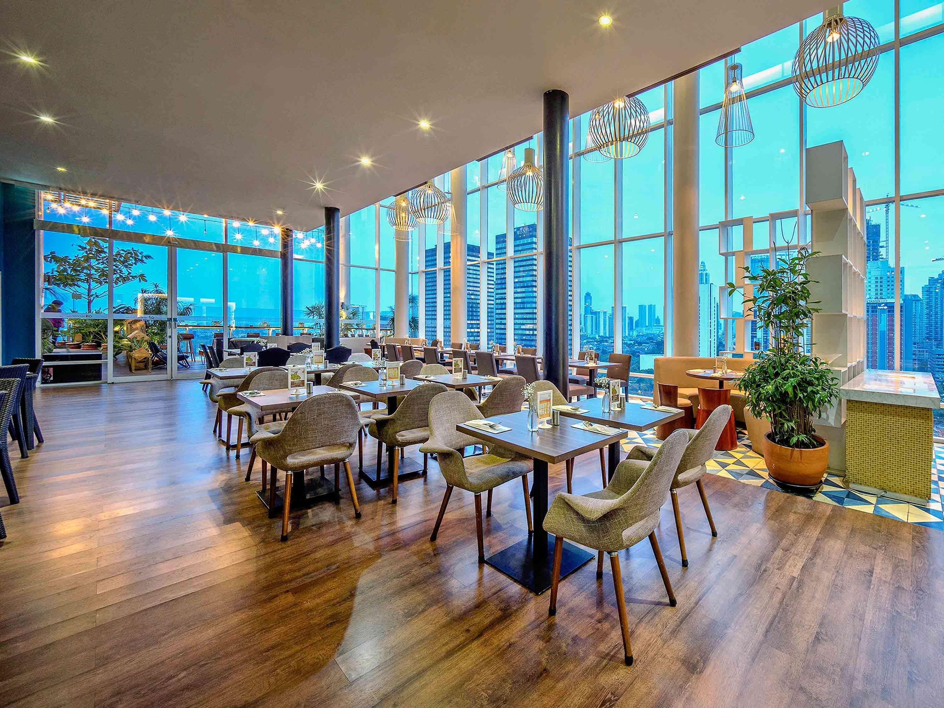 All Seasons Jakarta Thamrin Екстериор снимка