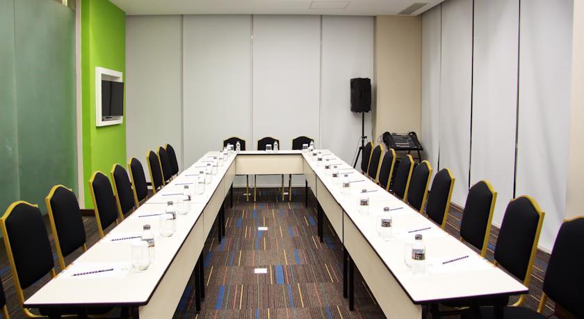 All Seasons Jakarta Thamrin Екстериор снимка